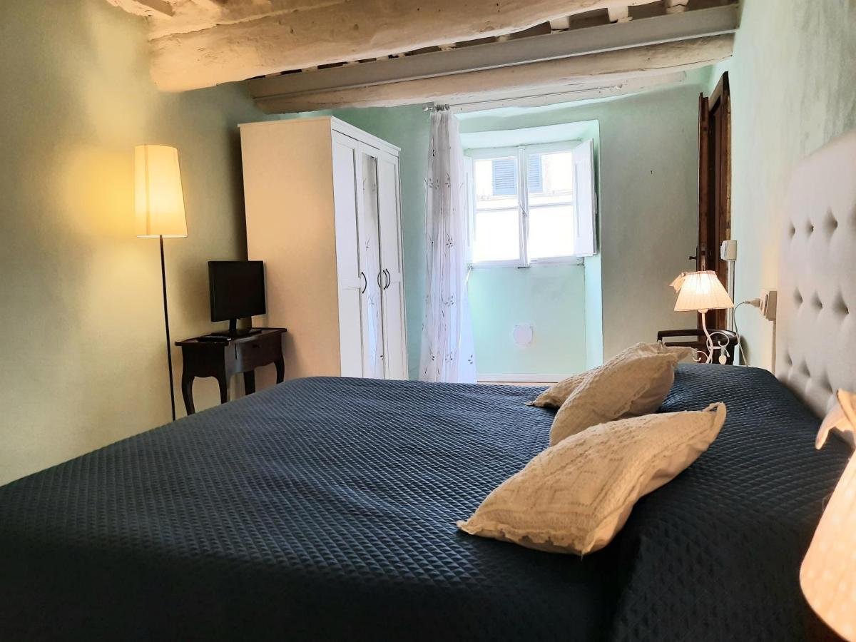 Appartement Studio In Centre à Lucques Extérieur photo